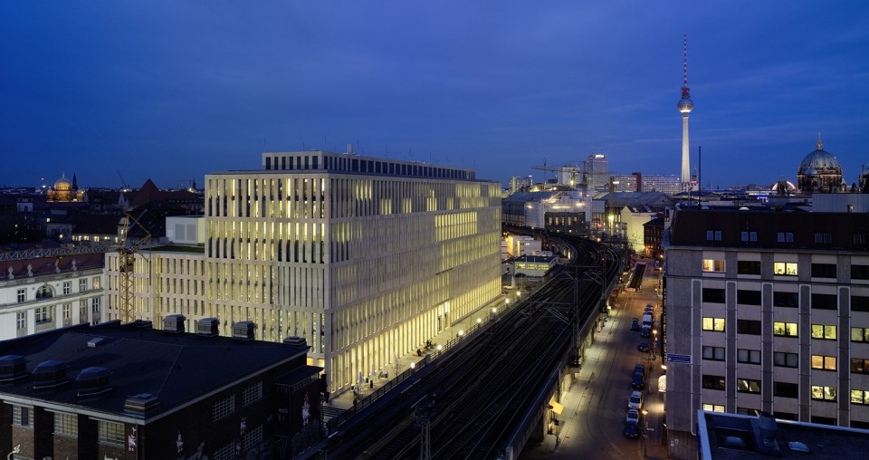 Jacob-und-Wilhelm-Grimm-Zentrum, Berlin