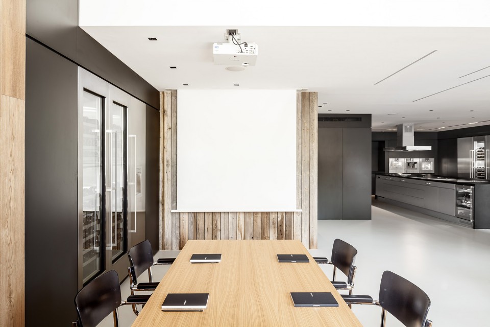 014-Showroom Gaggenau by Alventosa Morell Arquitectes