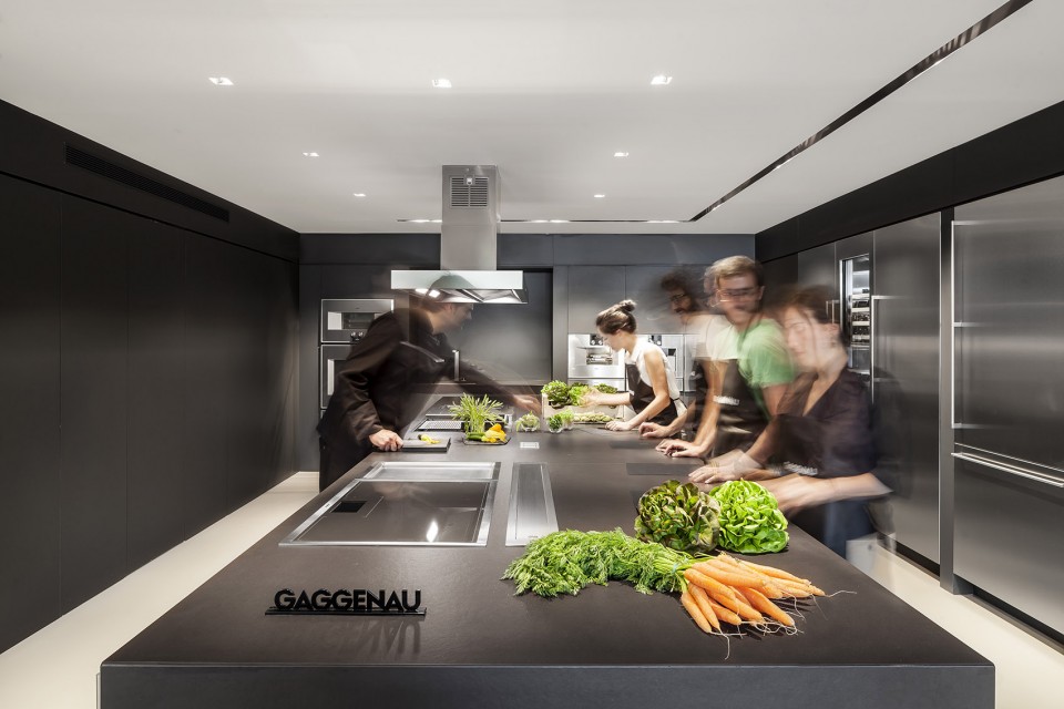 016-Showroom Gaggenau by Alventosa Morell Arquitectes