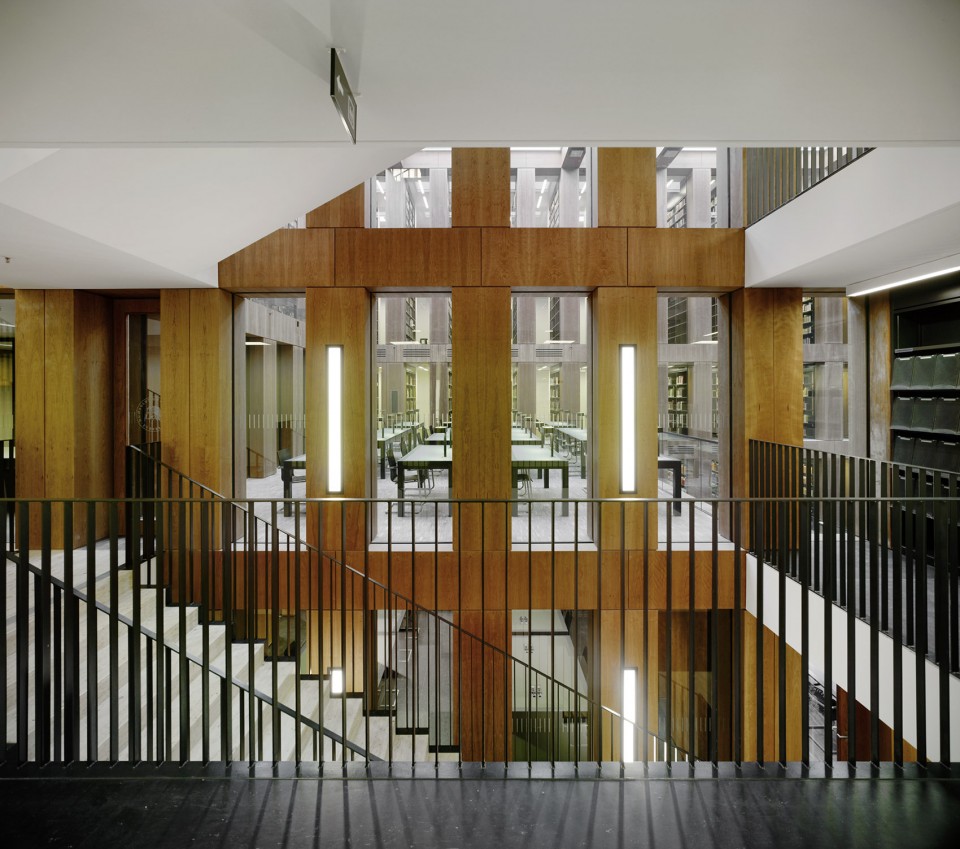 Jacob-und-Wilhelm-Grimm-Zentrum, Berlin