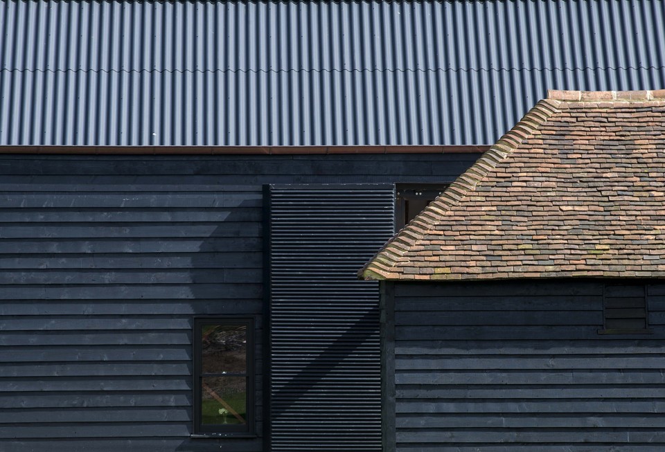 022-The Ancient Party Barn by Liddicoat & Goldhill