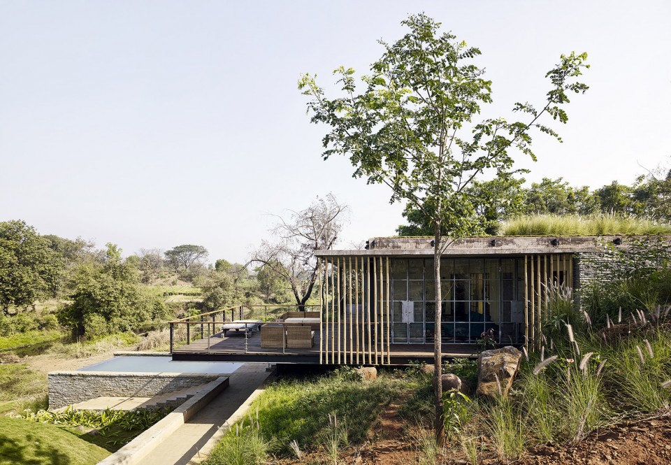 House by a River, Karjat