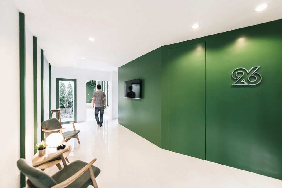 1-Lobby Green 26 by Anonymstudio