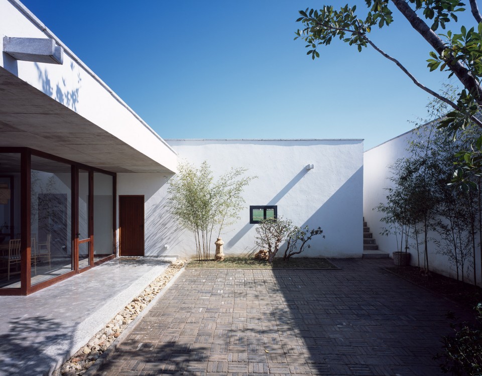 1- photo 003_前庭 Zhu an by Zhaoyang Architects