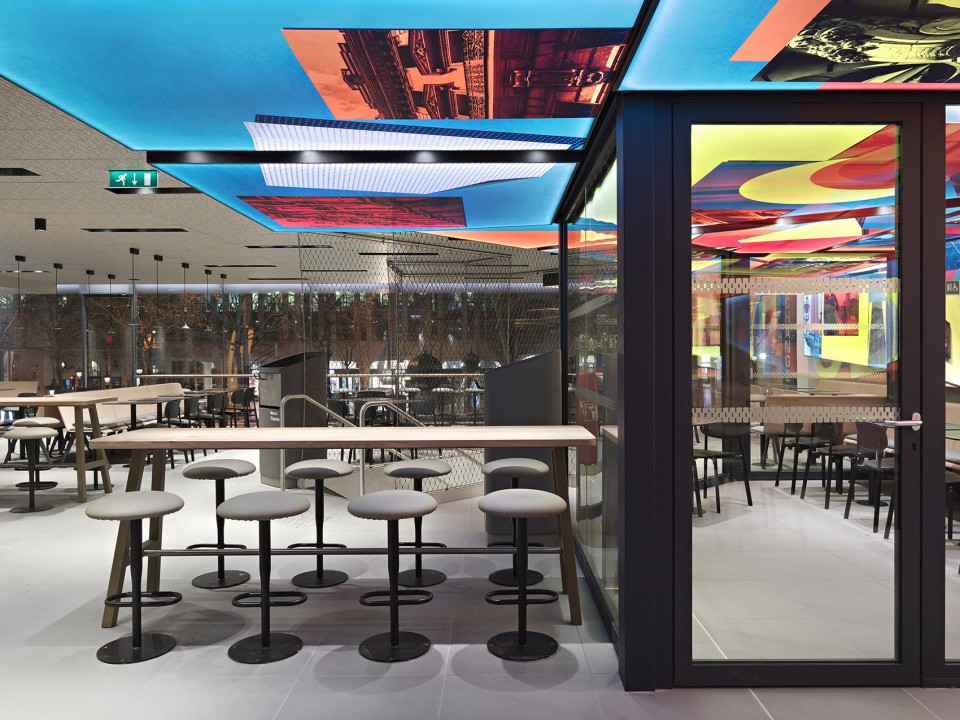 15.McD Champs Elysees New 04