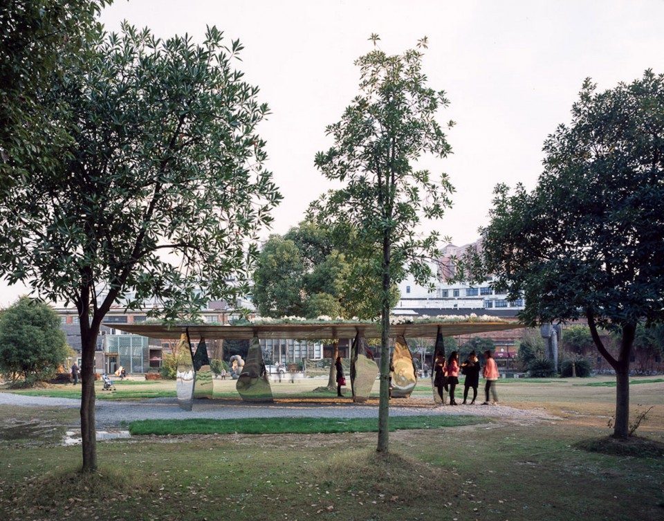 2-1529488673 Blossom Pavilion by Atelier Deshaus
