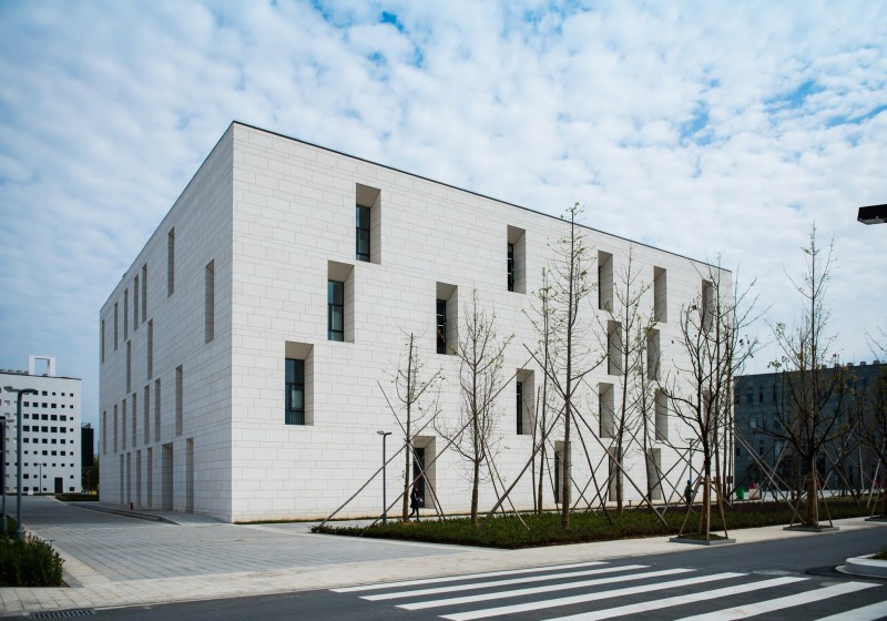2-DSC_4528 Library of Anji campus by STI Studio