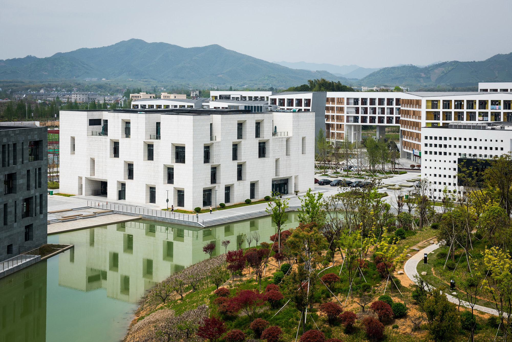 Library of Anji campus, Zhejiang University of Science and Technology ...