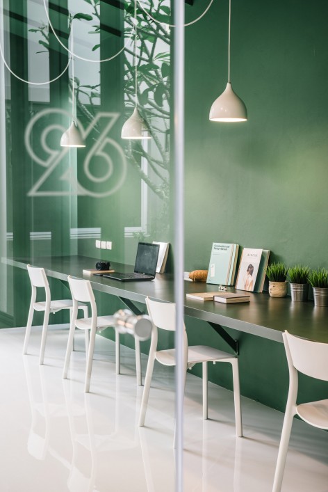 3-Transition sliding door Green 26 by Anonymstudio