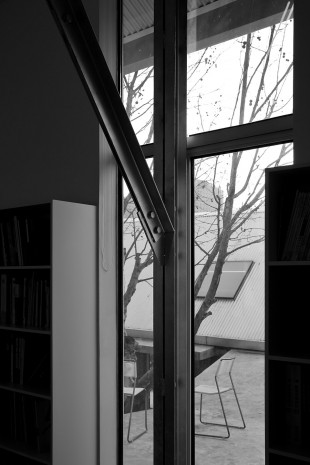 office 7T2A3088-office-fact-13