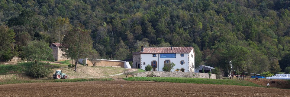 001-farm by Arnau Vergés Tejero