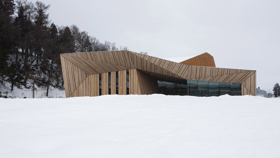 002-Iiyama Cultural Hall Nachura by Kengo Kuma and Associates