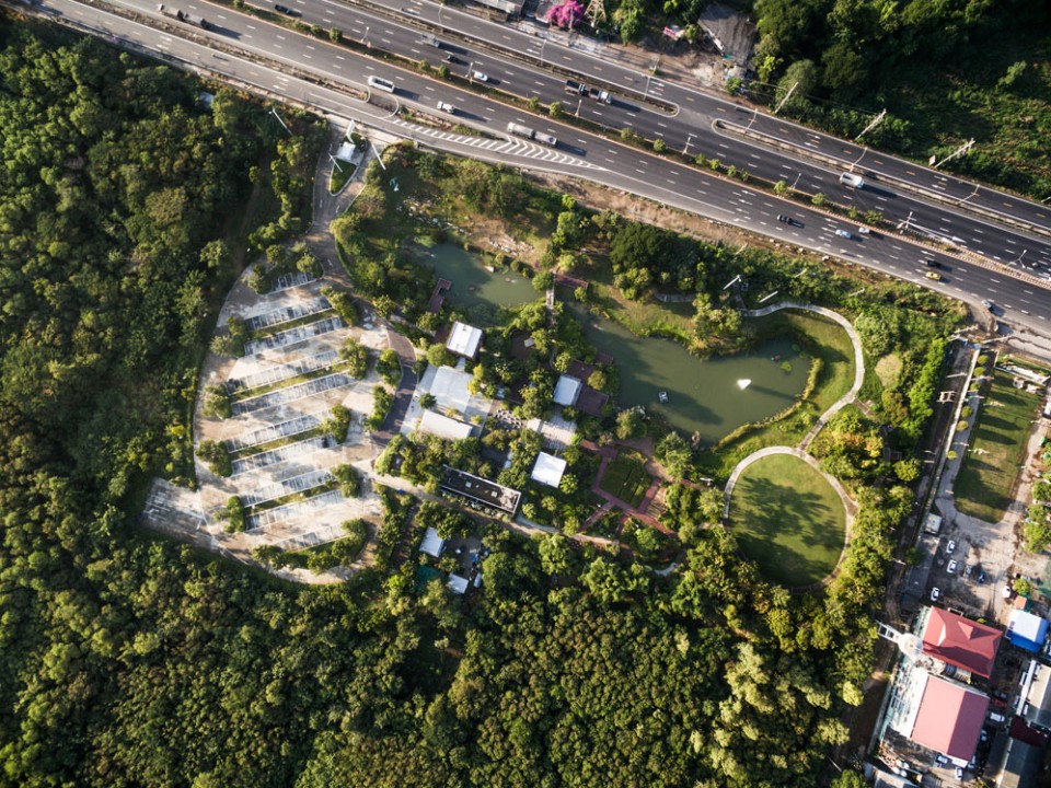 002-Ming Mongkol Green Park by Landscape Architects 49 Limited