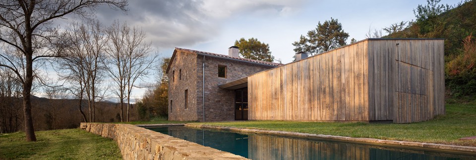 002-Rebuilding and extention of the farmhouse “Can Calau” by Montserrat Nogués Teixidor
