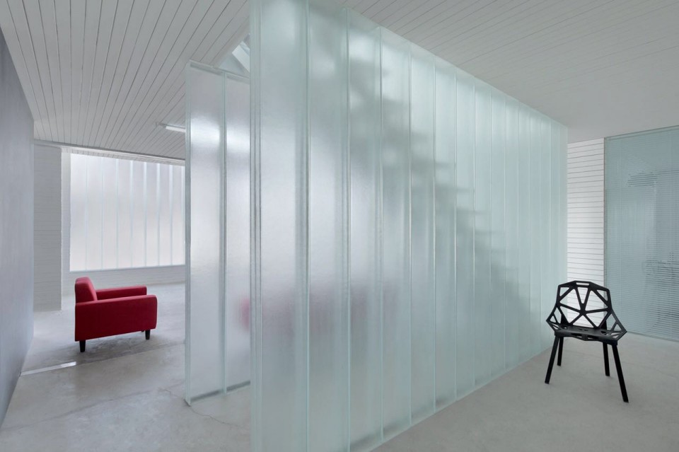 002-Renovation of No.8 Building in Beijing Banbidian Industry Park by C+ Architects