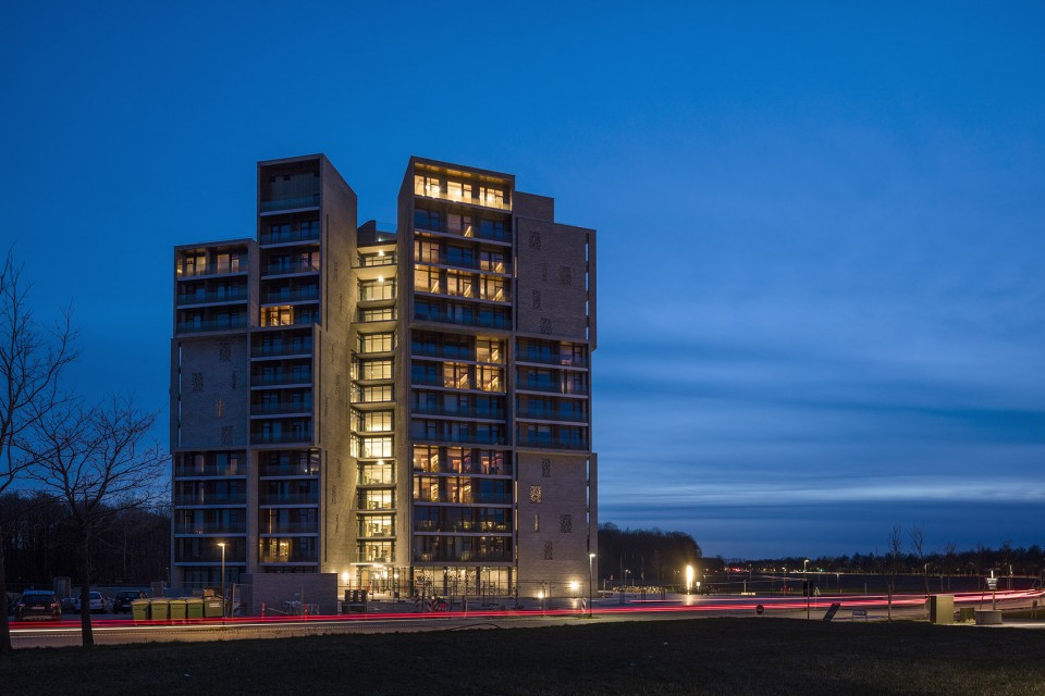 003-Campus Hall by C.F. MøllerCF_Moller_Architects_Campus_Hall_18_photo by Torben Eskerod