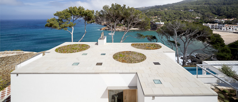 Case Unifamiliar by Garcés De Seta Bonet Office