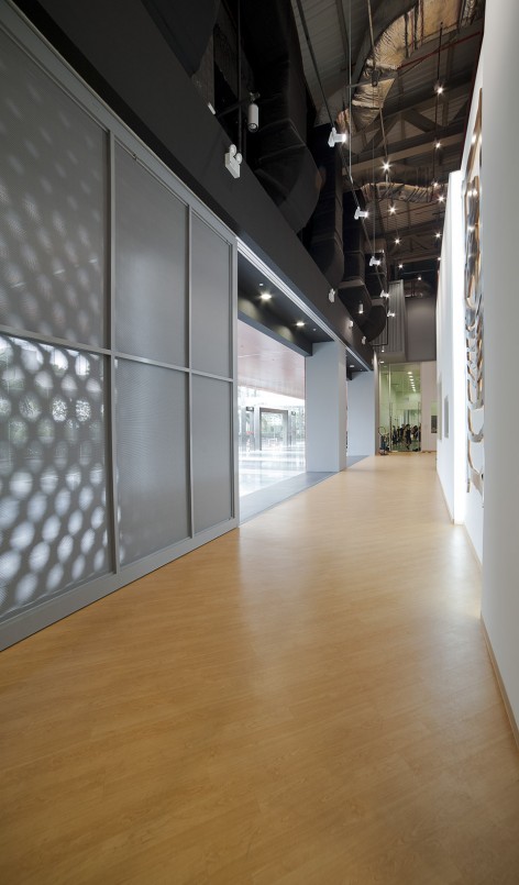 003-Singapore Dance Theatre by DP Design