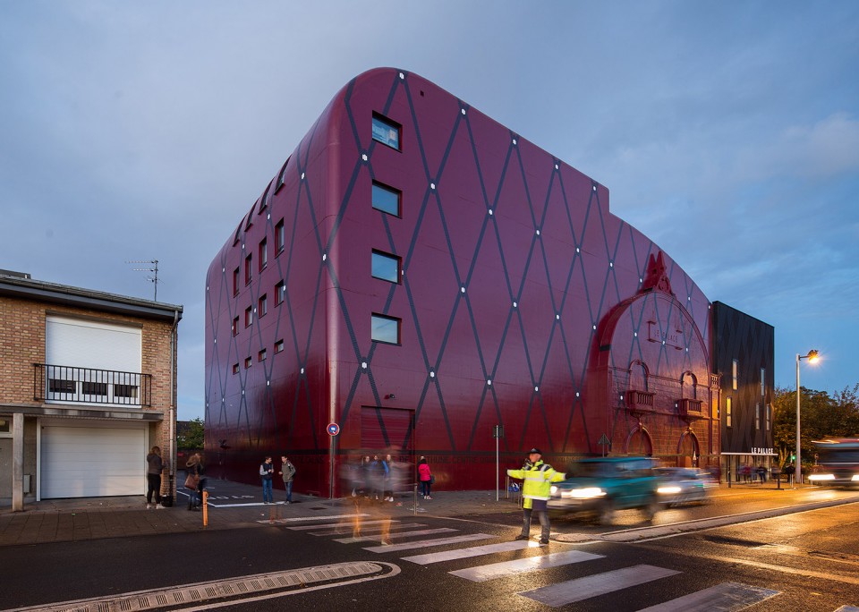 004-NATIONAL DRAMA CENTER BETHUNE, FRANCE by MGA