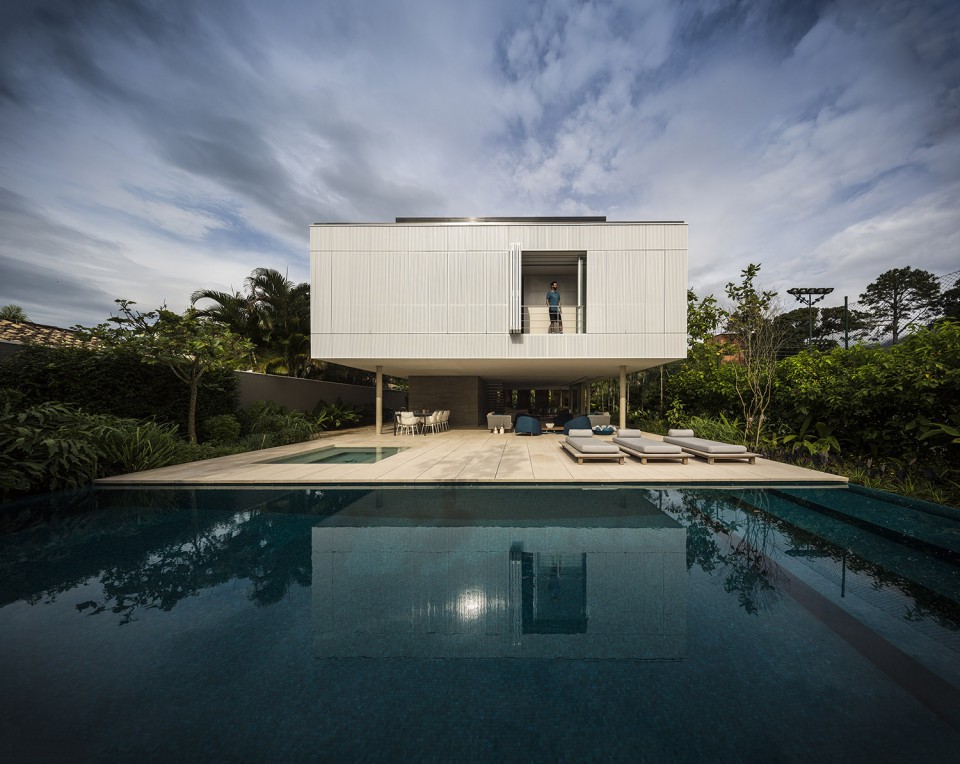 004-White house by studio mk27