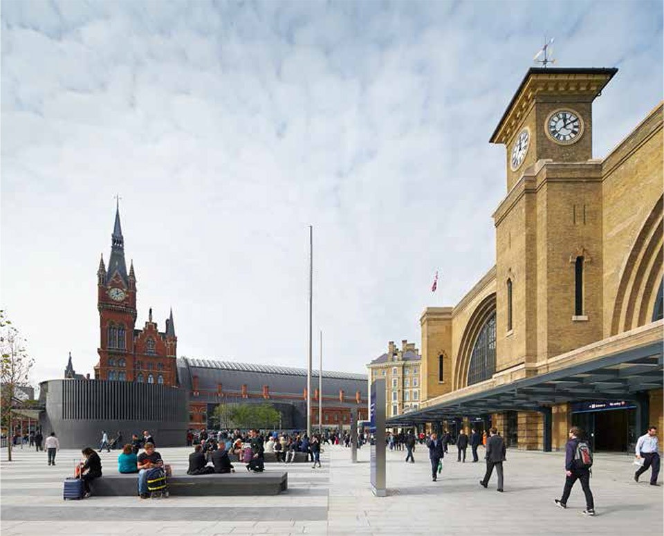 伦敦kingscross站前广场英国kingscrosssquarebystantonwilliams