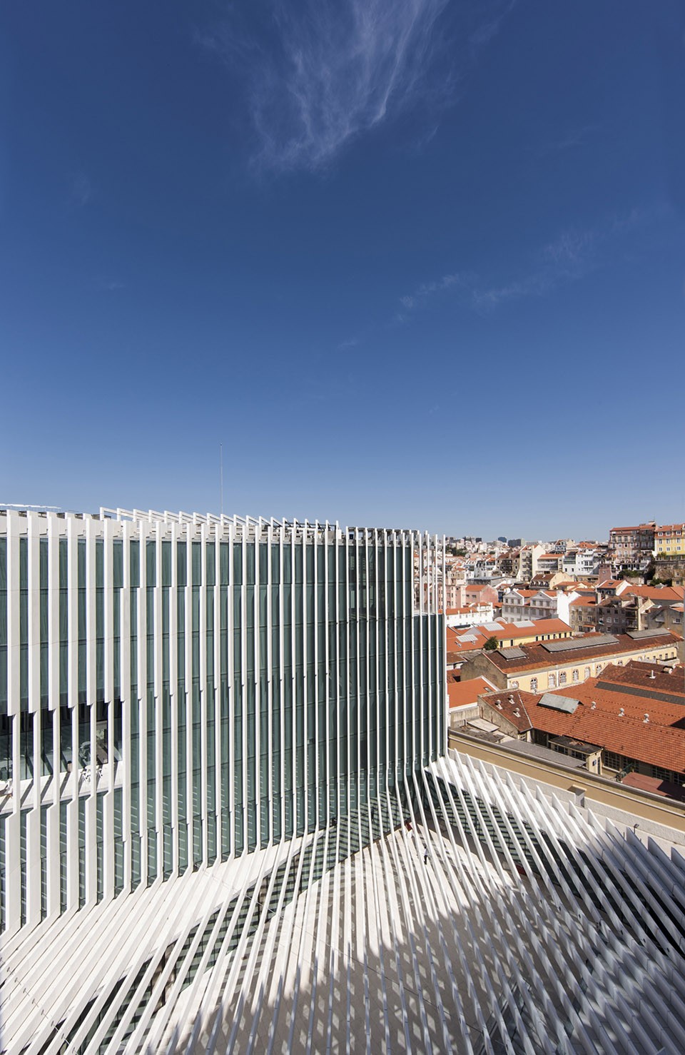 006-EDP Headquarters by Aires Mateus