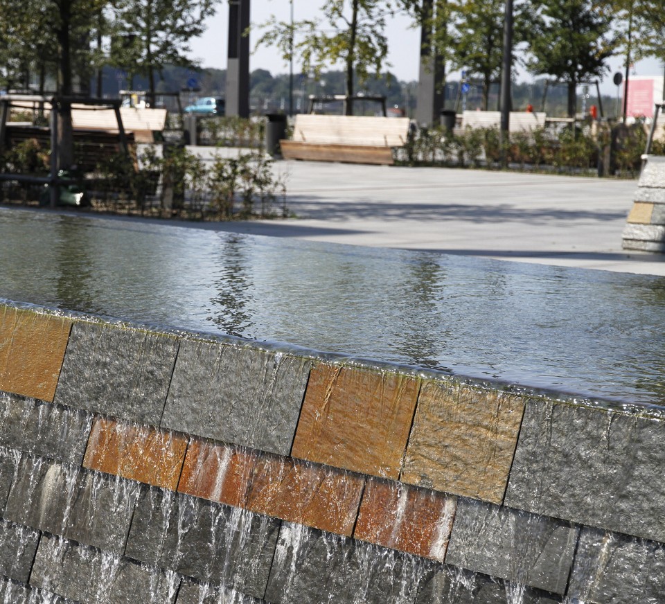 007-Hyllie Plaza by Sweco Architects