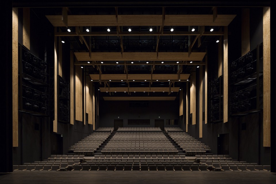 008-Iiyama Cultural Hall Nachura by Kengo Kuma and Associates