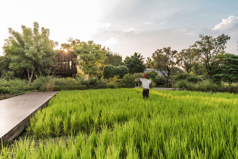 mingmongkolgreenparkbylandscapearchitects49limited