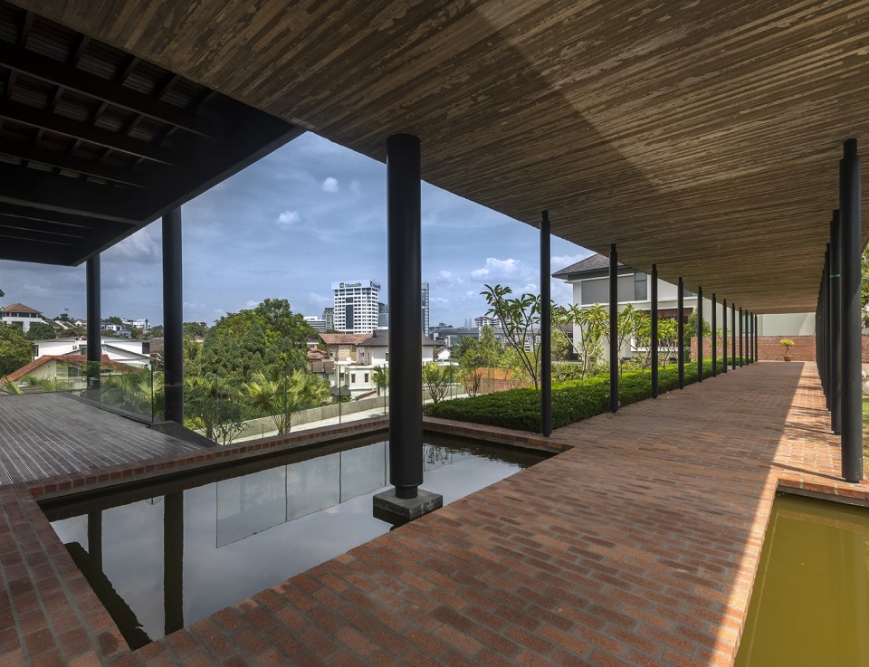 009-8D House BY DRTAN LM Architect