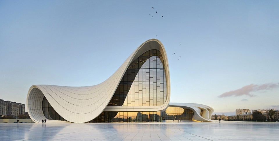 01. Heydar Aliyev Center, Baku_photo by Hufton+Crow