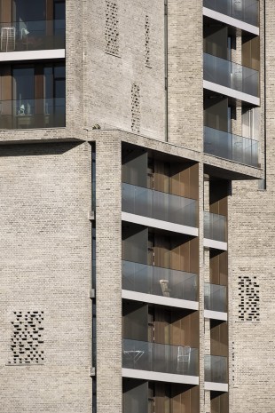 010-Campus Hall by C.F. MøllerCF_Moller_Architects_Campus_Hall_09_photo by Torben Eskerod