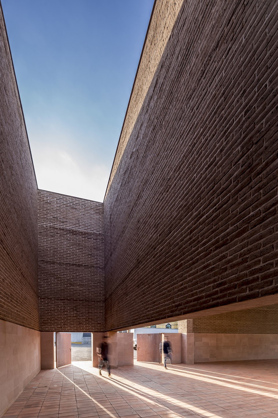 010-Centinela Chapel by estudio ALA