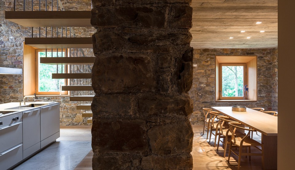 010-Rebuilding and extention of the farmhouse “Can Calau” by Montserrat Nogués Teixidor