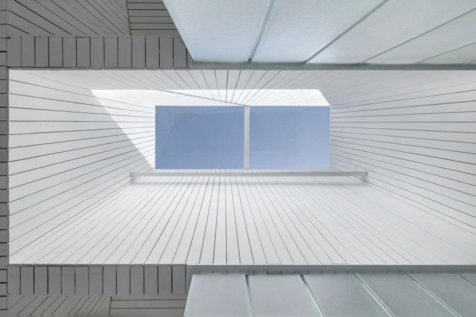 010-Renovation of No.8 Building in Beijing Banbidian Industry Park by C+ Architects