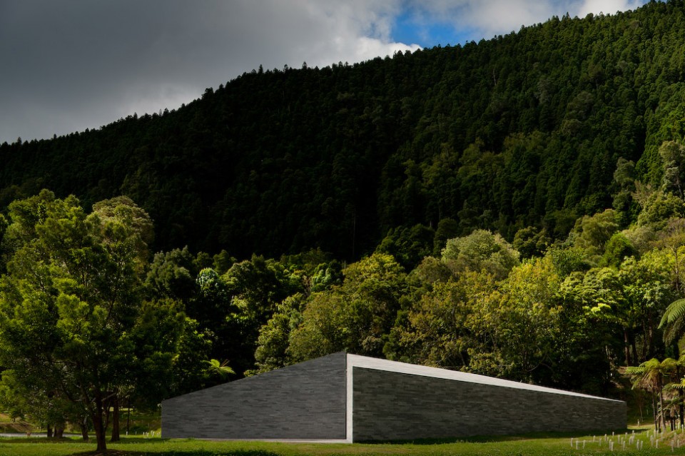 011-The Furnas Monitoring and Investigation Centre and Accommodation by Aires Mateus Architects