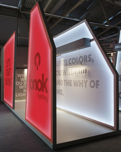 012-Onok Stand by Masquespacio