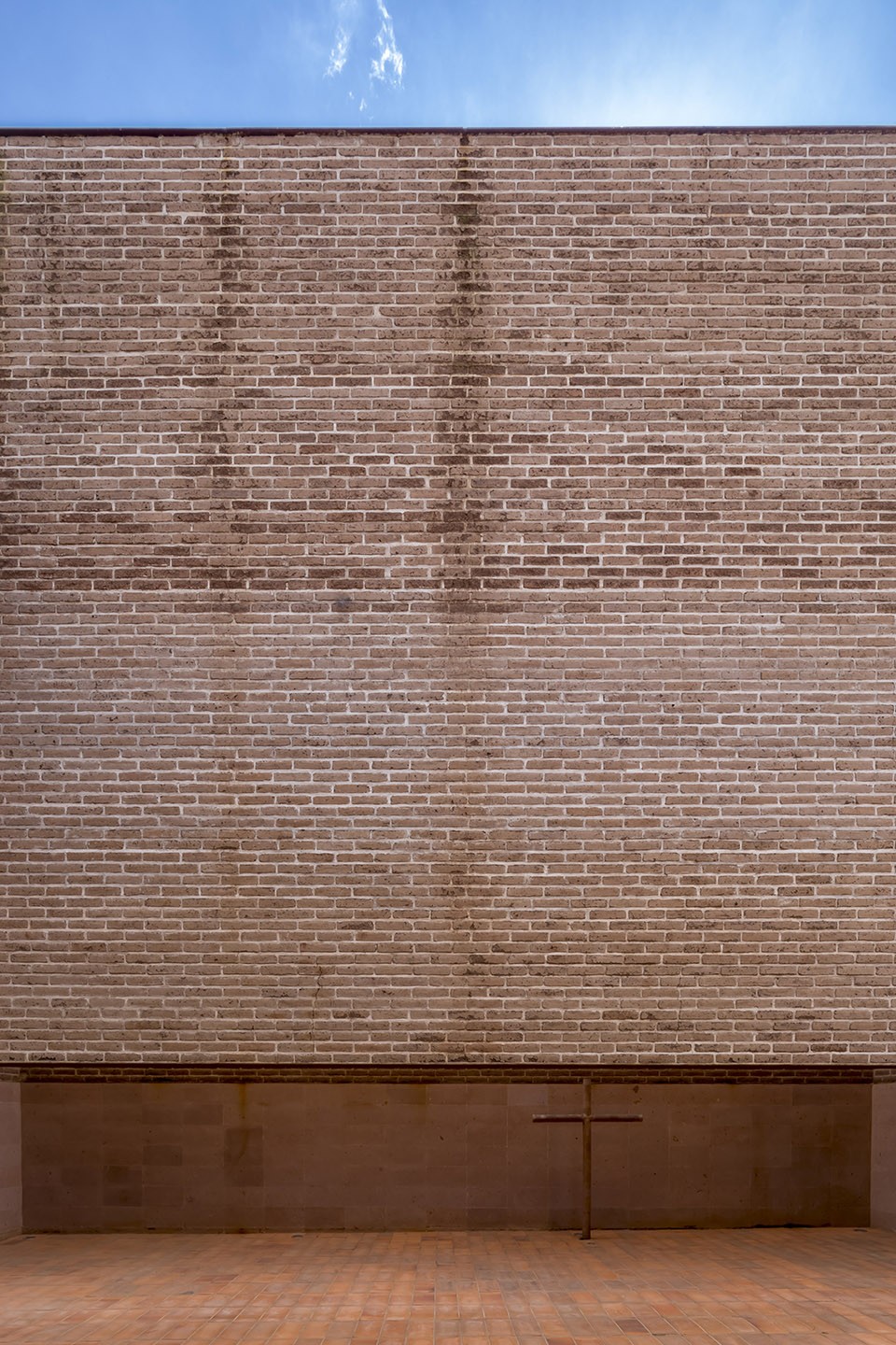 015-Centinela Chapel by estudio ALA