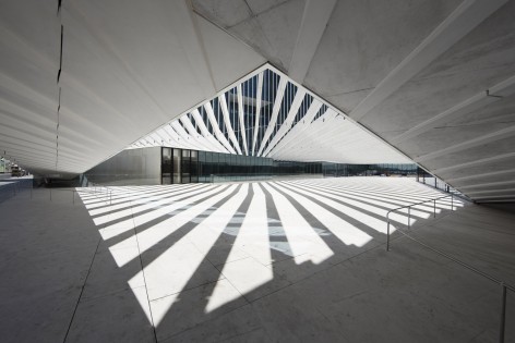 015-EDP Headquarters by Aires Mateus