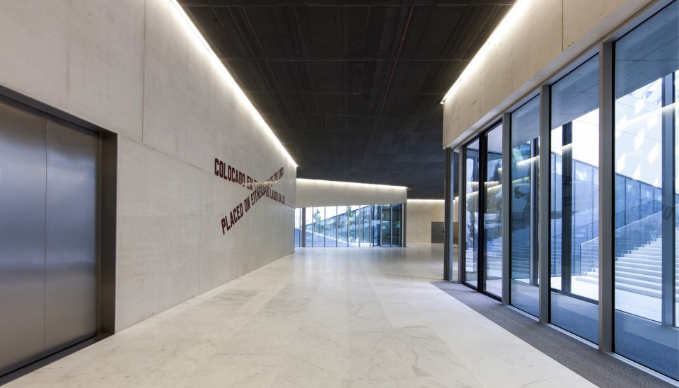 021-EDP Headquarters by Aires Mateus