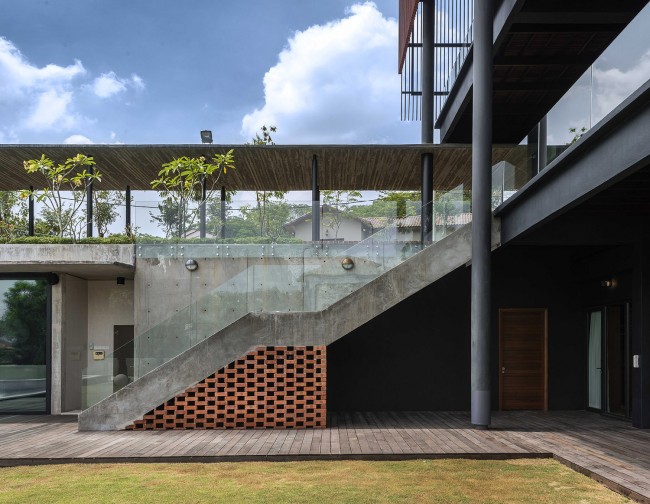 025-8D House BY DRTAN LM Architect