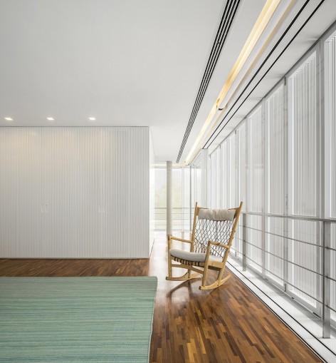 027-White house by studio mk27