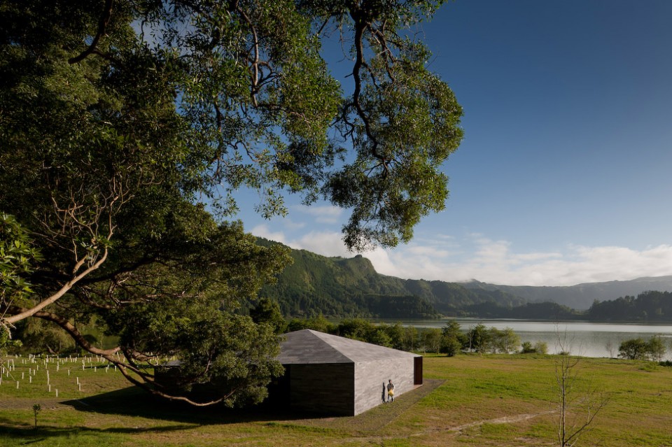 029-The Furnas Monitoring and Investigation Centre and Accommodation by Aires Mateus Architects
