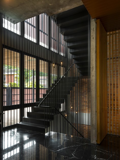 039-8D House BY DRTAN LM Architect