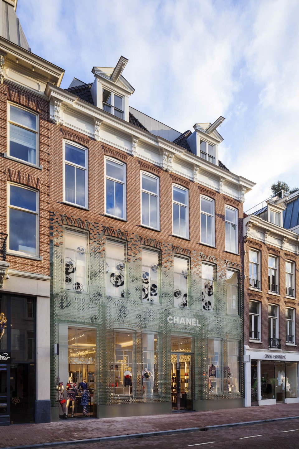 1-2153_160402_MVRDV_Crystal Houses_Amsterdam_v01