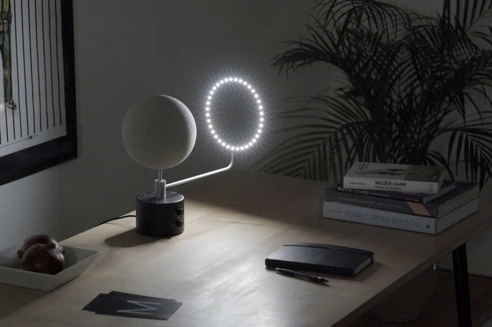 1-MOON13 Oscar Lhermitte Office