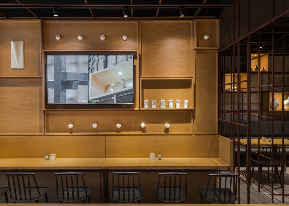 1 _LUK05_FOR WEB_2400 Noodle Diner Sanlitun SOHO, Beijing by Lukstudio
