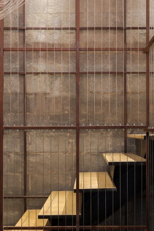 1 _LUK11_FOR WEB_2400 Noodle Diner Sanlitun SOHO, Beijing by Lukstudio