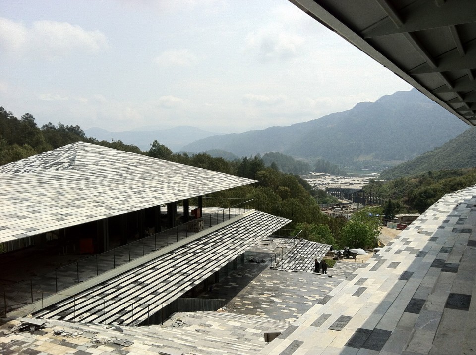 3-Yunfeng Spa Resort by Kengo Kuma and Associates1