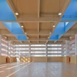 崧淀路中学校园，上海 / 致正建筑工作室
